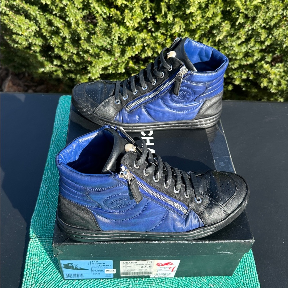 CHANEL SNEAKERS TOI/SUE CAL/CAL serial#G29918 size 37.5 BLUE/BLACK-reposhing
